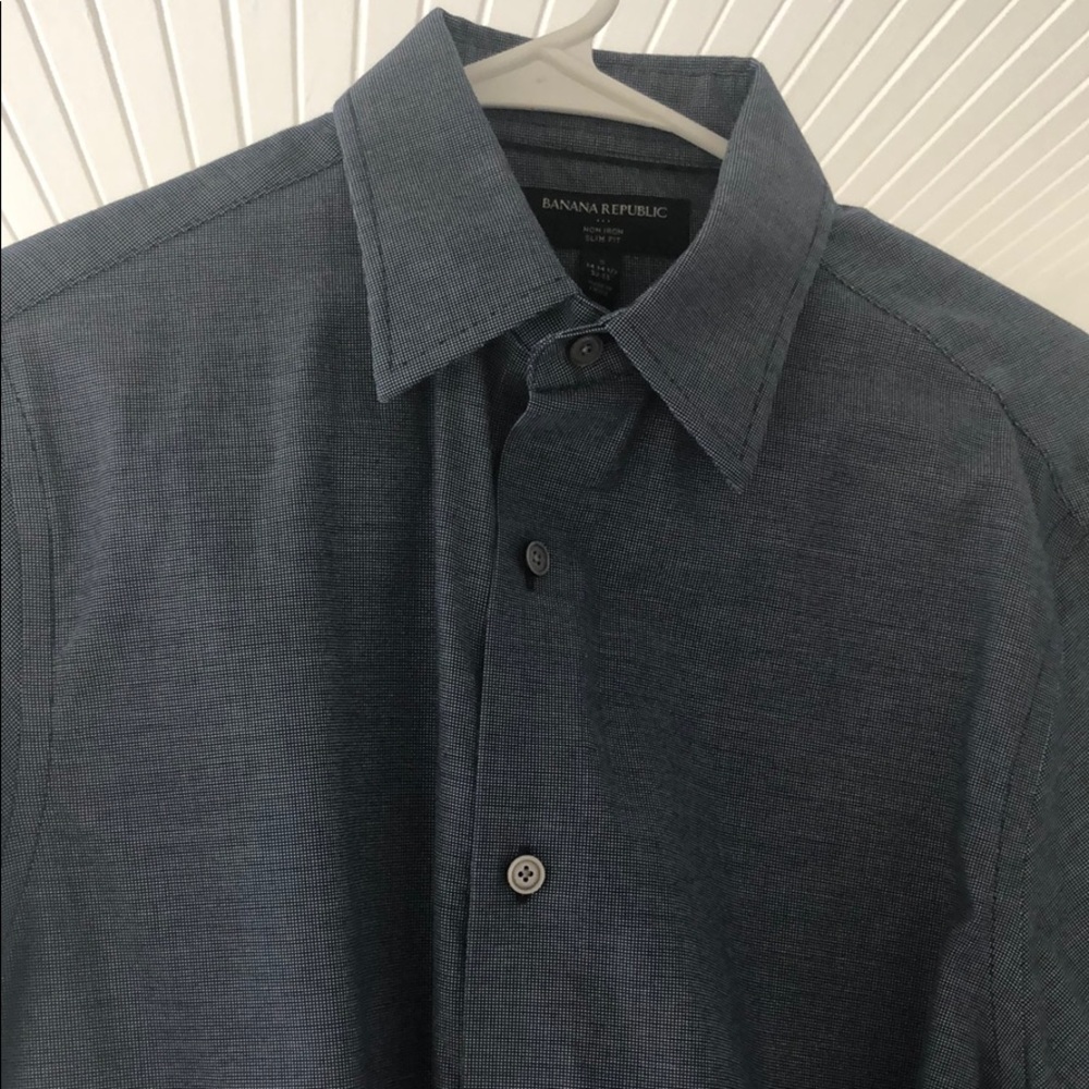 Men’s Banana Republic Dress Shirt - Small
